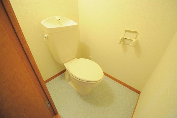 レオパレスWasabi　トイレ